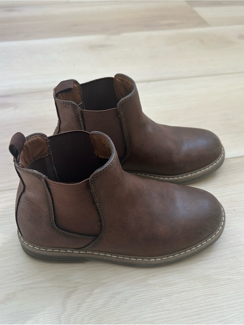 Sonoma boys Chelsea boot - size 1